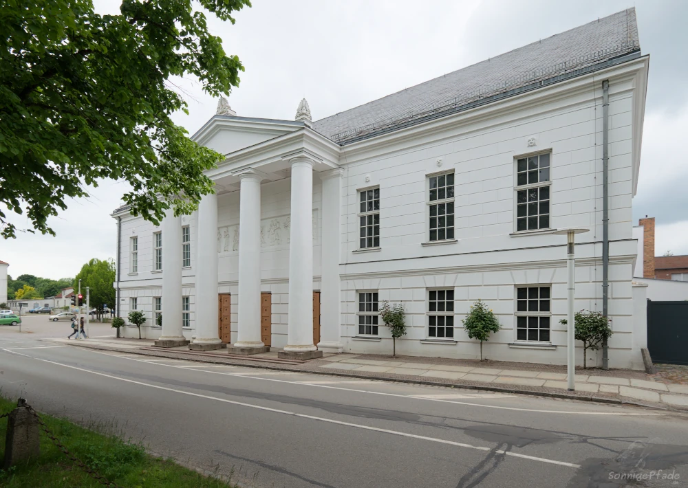 Theater in Putbus - die Weiße Stadt auf Rügen