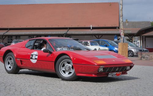 Oldtimer classic Rund um Berlin 2025 - Wiesenburg (Mark) Schloß und Stadt
