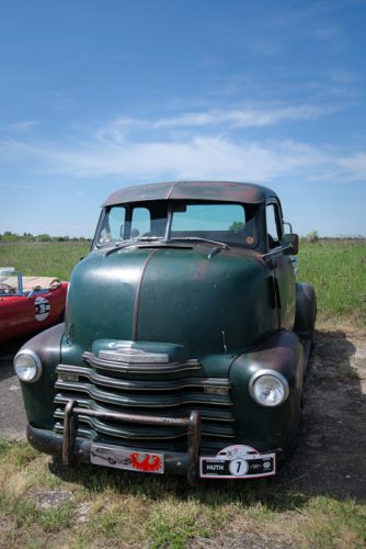 Oldtimer classic Rund um Berlin 2025 - Am Hugo Junkers Museum in Dessau