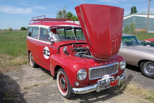 Oldtimer classic Rund um Berlin 2025 - Am Hugo Junkers Museum in Dessau