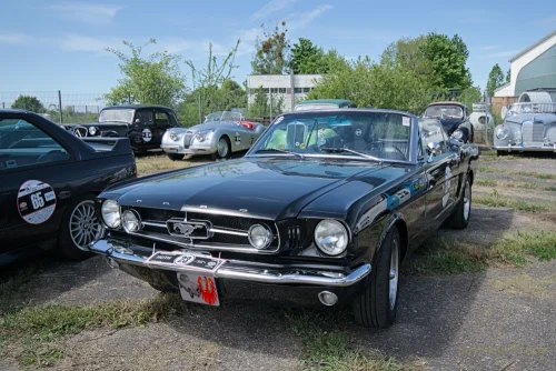 Oldtimer classic Rund um Berlin 2025 - Am Hugo Junkers Museum in Dessau