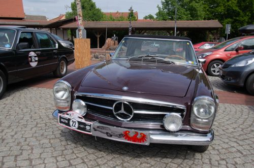 Oldtimer classic Rund um Berlin 2025 - Wiesenburg (Mark) Schloß und Stadt